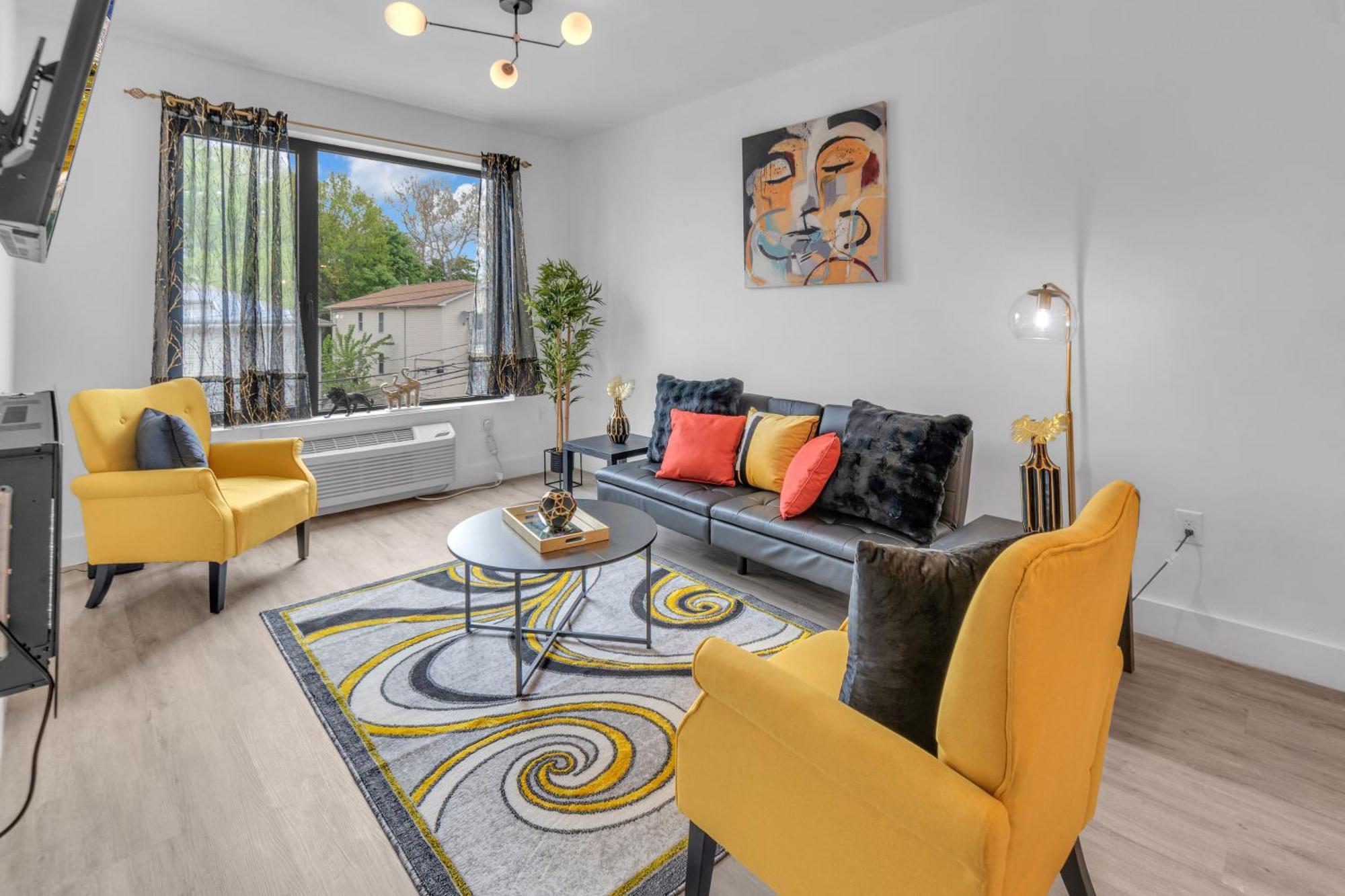 דירות אליזבת Royal Oasis Indoor Pool, Free Parking, Near Nyc מראה חיצוני תמונה